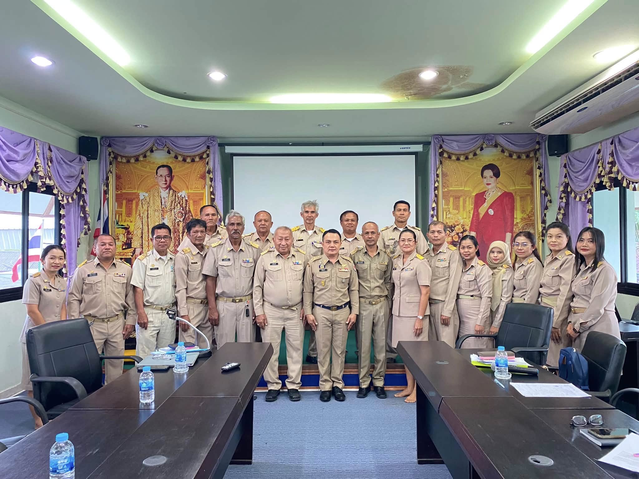 การประชุมชี้แจงแนวทางการปฏิบัติราชการ